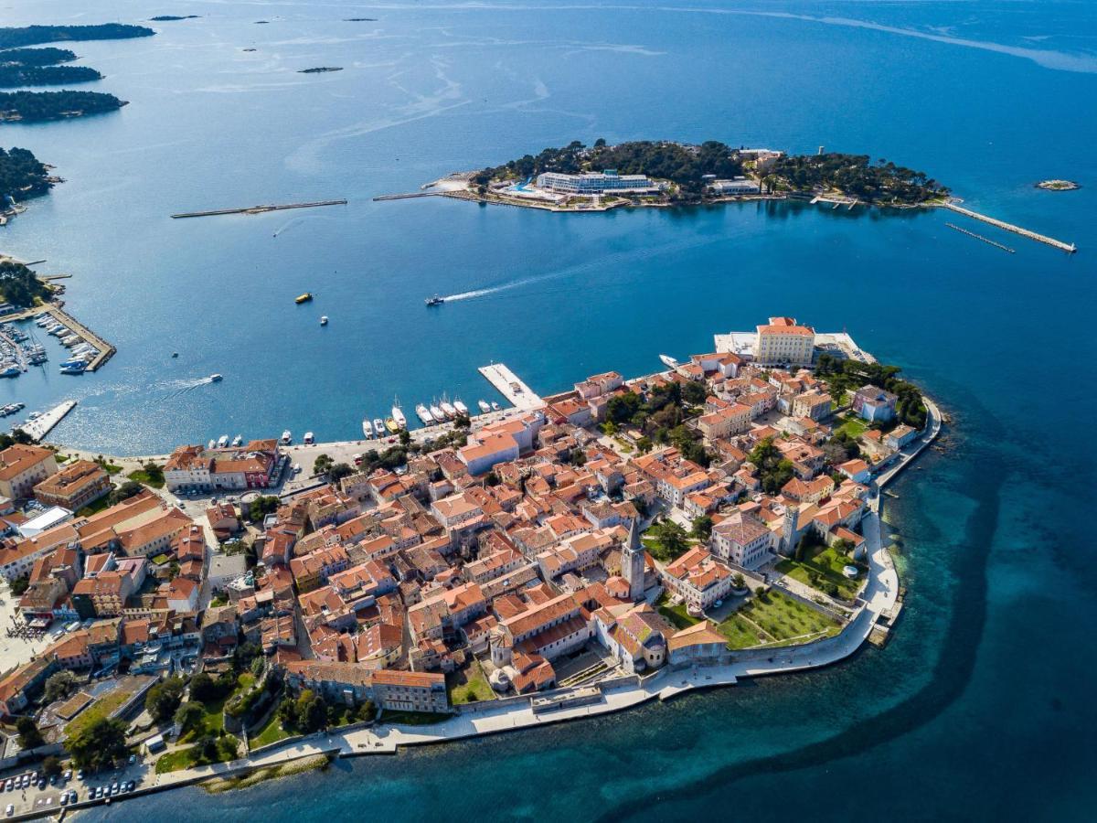 Charming Apartment With Private Terrace In Porec * Porec